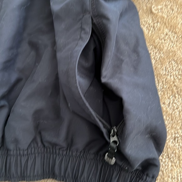 Adidas black climashell wind breaker size medium - Picture 3 of 5